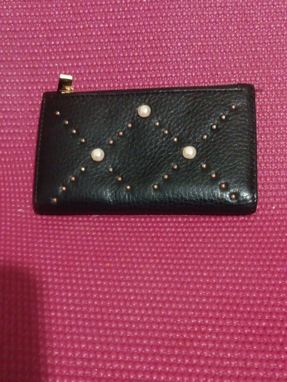 kate spade Black Leather Pearl & Stud Zip Card Holder